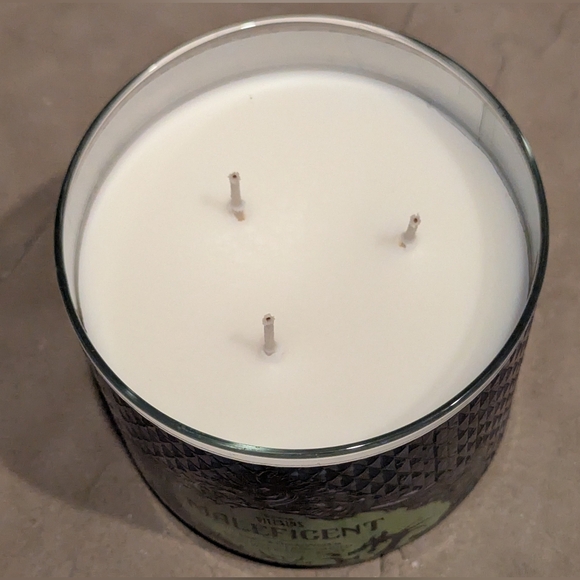 NIB Bath & Body Works Maleficent 3-wick Candle - Picture 4 of 6